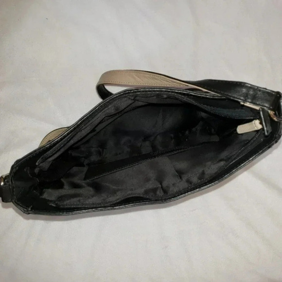 Black & tan 9×11" leather crossbody - Picture 7 of 7